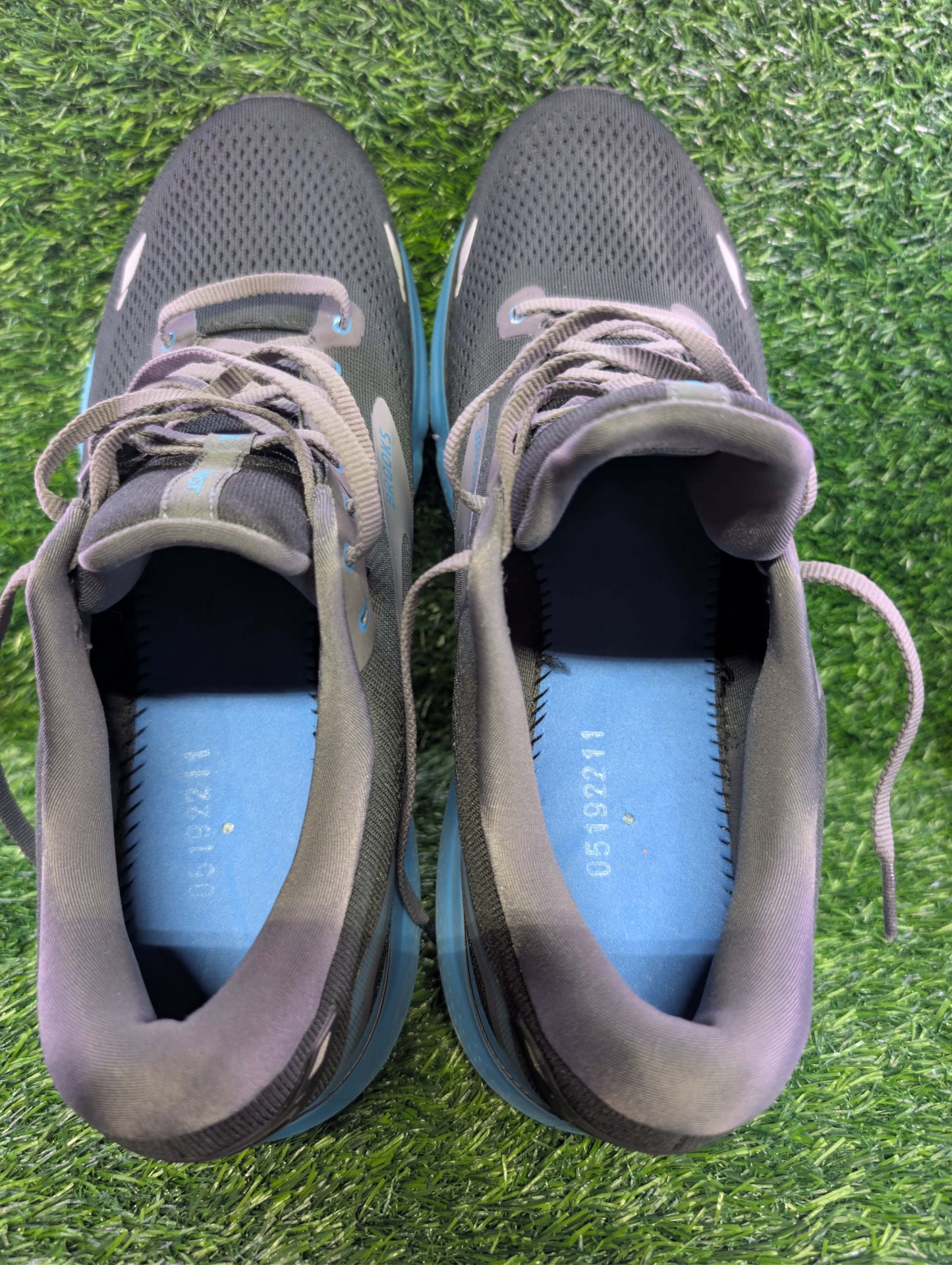 Brooks Ghost 15 Grey Blue Running - Size 14 Mens