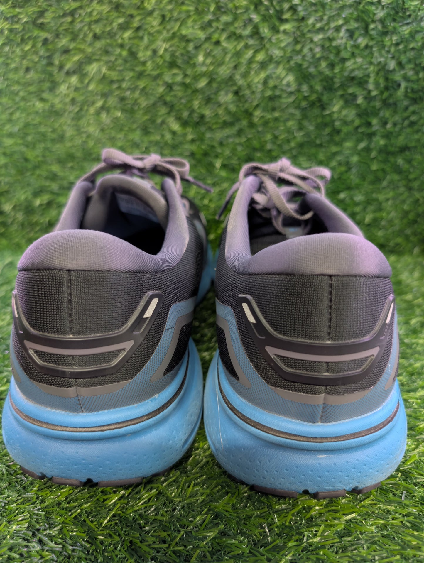 Brooks Ghost 15 Grey Blue Running - Size 14 Mens