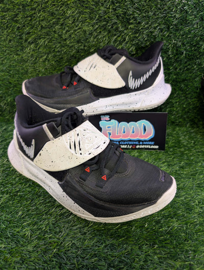 Nike Kyrie Low 3 Team Black White - Size 8.5 Mens